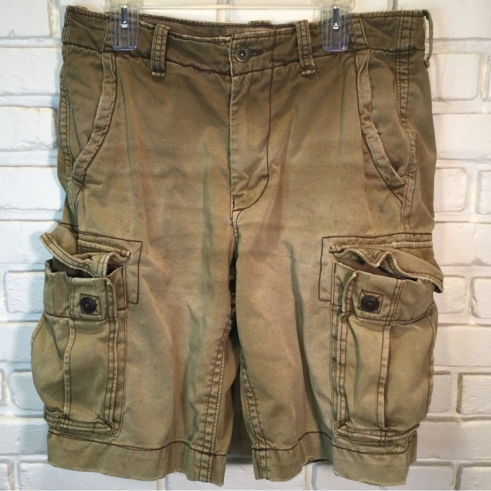 American Eagle Classic Length Cargo Shorts Distressed look 33